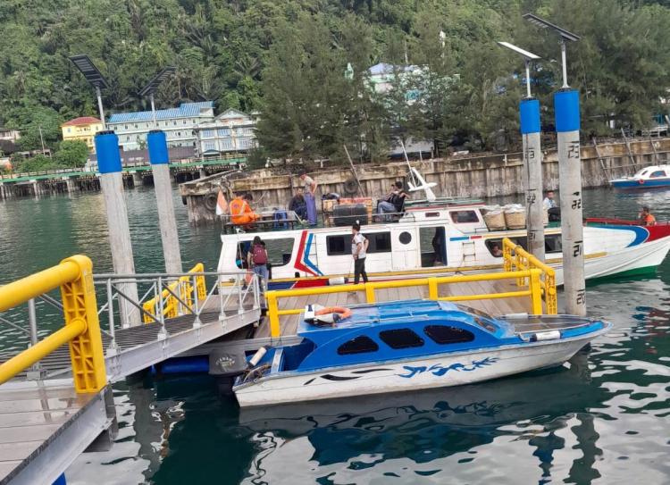 Masyarakat Bersyukur Ponton HDPE di Tarempa dan Pantai Indah Kijang Sudah Bisa Dinikmati 