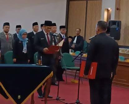 Gubernur Riau Lantik 21 Pejabat Eselon II: Upaya Penyegaran dan Evaluasi Kinerja