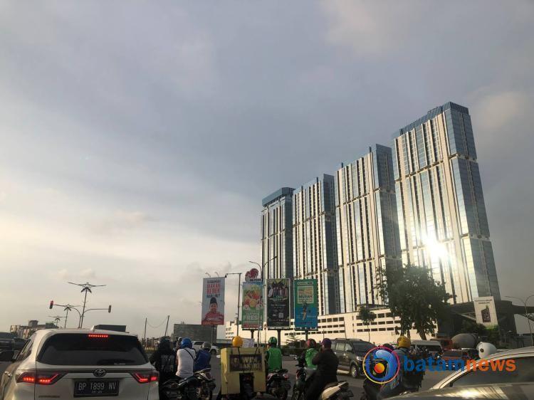 Prakiraan Cuaca Malam Tahun Baru di Batam: Berawan dan Berpotensi Hujan