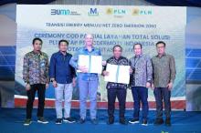 Wujudkan Energi Terbarukan, PLN Batam Mengoperasikan Layanan Total Solusi PLTS Atap PT Mc Dermott Indonesia secara Parsial