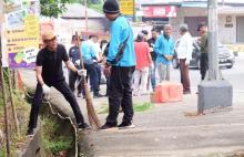 Hasan Mobiilisasi 600 Personel untuk Bersihkan Saluran Drainase di Tanjungpinang, Antisipasi Banjir 