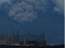Rentetan Gunung Marapi Kembali Erupsi, Pendaki Terjebak di Puncak