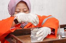 DLHK Riau Lakukan Uji Sampel Air Permukaan dan Limbah, Ada Apa?