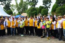 Mulai dari Bupati Hingga Tokoh Masyarakat di Seri Kuala Lobam Bersatu dalam Senam Sehat