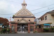 Natal 2023: Wisata Religi di Dua Gereja Tertua Tanjungpinang