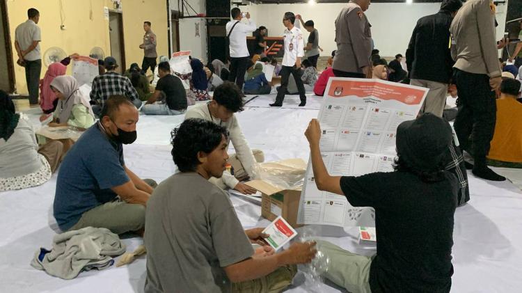 430 Surat Suara Pemilu di Karimun Ditemukan Rusak