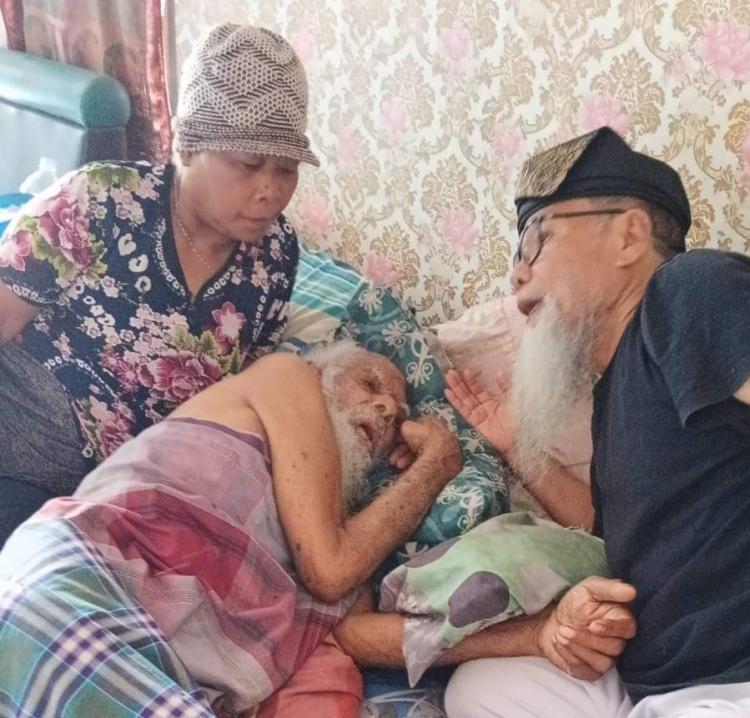 Menjenguk Suku Orang Darat Berusia 120 Tahun di Pulau Galang