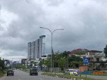 Cuaca Batam dihari Pertama Tahun 2024 Dimulai dengan Hujan Sedang hingga Ringan 