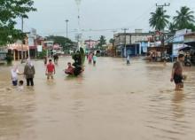 Pemprov Riau Siapkan Bantuan Obat-obatan untuk Korban Banjir di Kampar