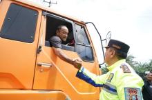 Atasi Kemacetan Lalulintas di Jalan Lintas Timur, Kapolda Riau Lakukan Hal Ini
