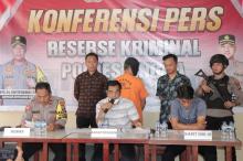 Polres Lingga Sikat Pelaku Ilegal Logging di Singkep, Satu Pria Ditangkap