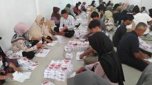KPU Lingga Rampungkan Pelipatan 383 Ribu Lembar  Surat Suara Pileg 2024