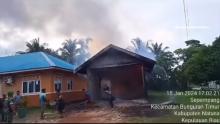 Bangunan Gudang di Desa Sepempang Natuna Hangus Dilalap Api