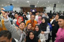 Sebanyak 800 PTK Non ASN Se-Kota Batam Kembali Tandatangani SK Perpanjangan Kontrak