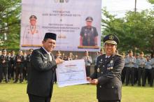 Gubernur Ansar Berikan Apresiasi Untuk Tujuh Kabupaten dan Kota di Provinsi Kepri Peduli HAM 