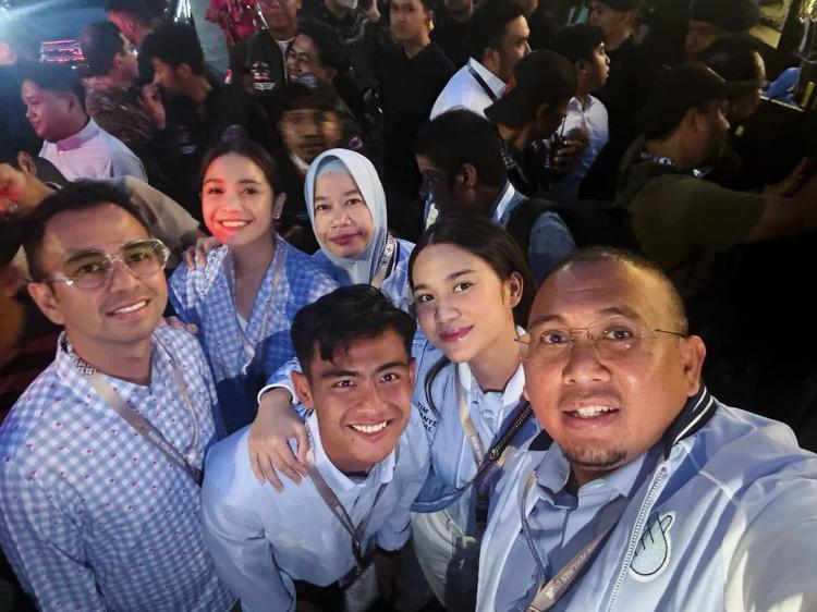 Ketua TKD Prabowo-Gibran, Boyong Pratama Arhan dan Azizah ke Debat Capres Kelima