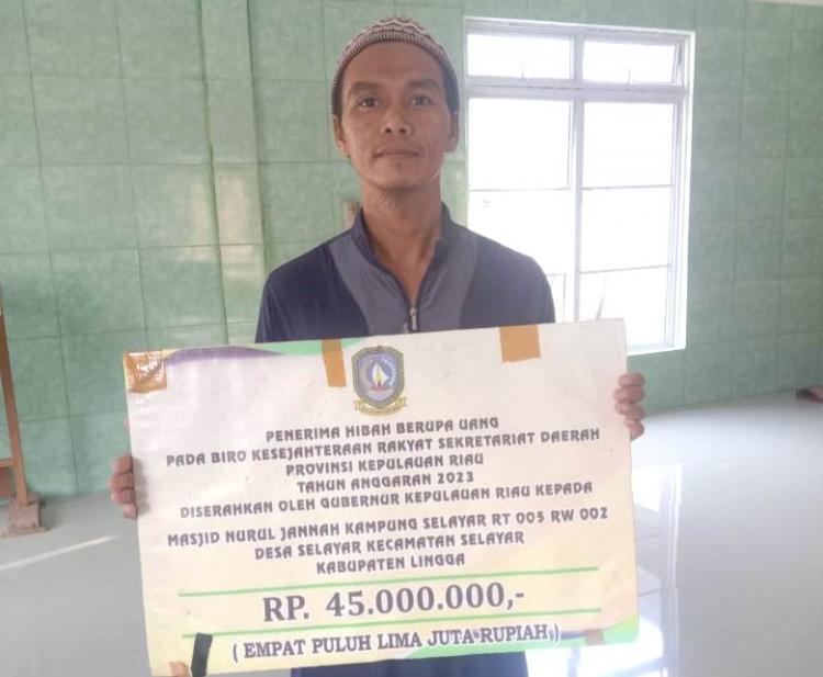 Hampir Setahun, Masjid di Selayar Belum Terima Bantuan yang Diberikan Ansar Secara Simbolis