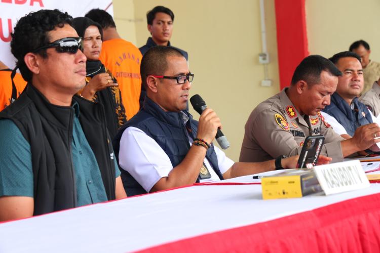 Mantan Pacar Kirim Video Intim ke Ayah Seorang Mahasiswi, Gara-gara Tak Terima Diputusin