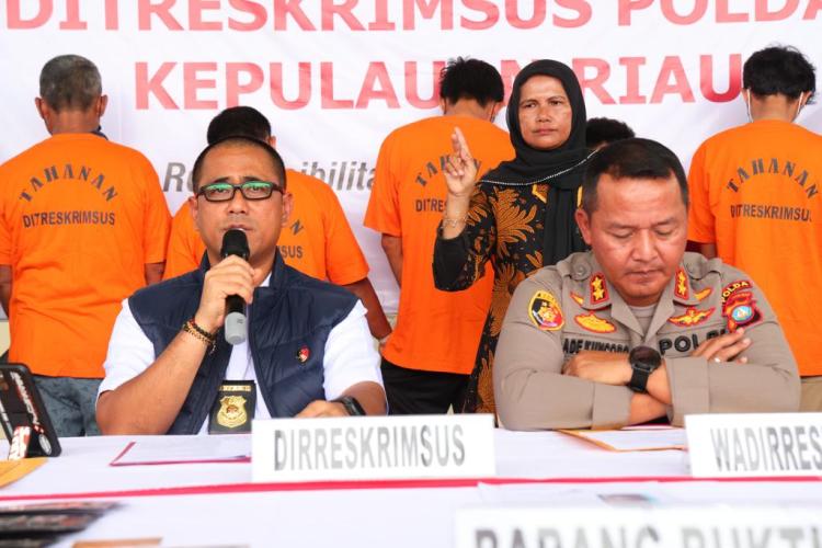 Gunakan Kartu Full Card dan Modifikasi Tangki Jadi Modus Kejahatan BBM Subsidi di Batam