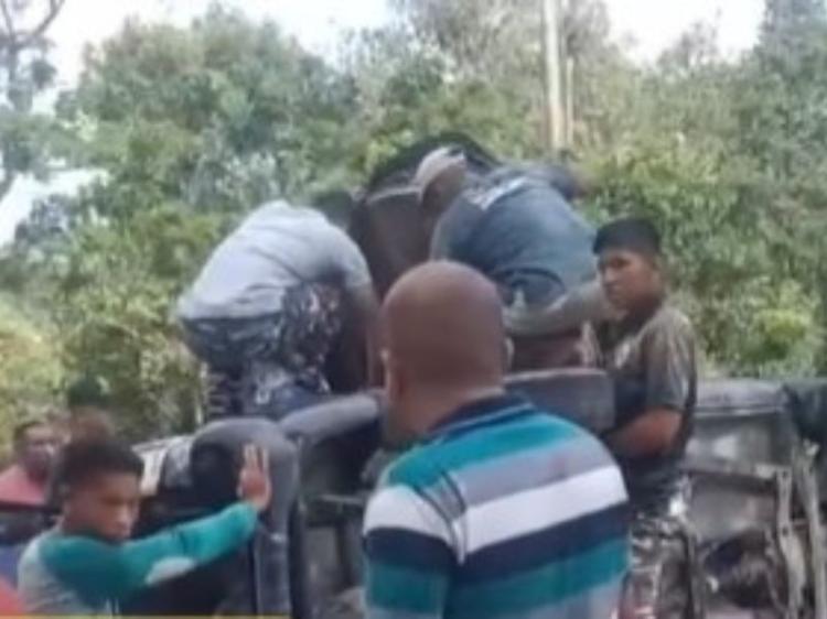 Dua Mobil Terlibat Kecelakaan Lalu Lintas di Tugu Payung Perbatasan Bintan dan Tanjungpinang