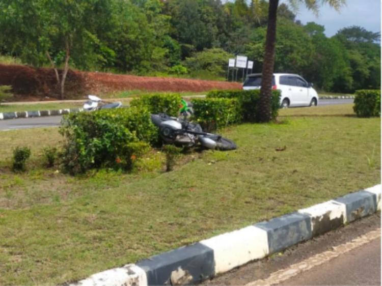 Kecelakaan Tunggal di Tanjungpinang: Satu Siswi Meninggal Dunia, Satu Lainnya Kritis