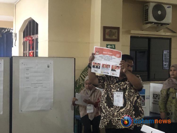 Prabowo-Gibran Raih Kemenangan di TPS Ketua DPW Nasdem Kepri, Anies-Muhaimin Dapat 21 Suara