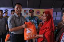 Pemko Pekanbaru Distribusikan 320 Paket Bantuan untuk Warga Terdampak Banjir di Meranti Pandak