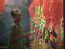 Vihara Budhi Bhakti Budha Batam Siapkan 60 Dupa Raksasa Sambut Tahun Naga Kayu