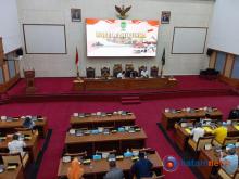 Rapat Paripurna DPRD Kota Batam: Fokus pada Efisiensi dan Kemajuan Kota