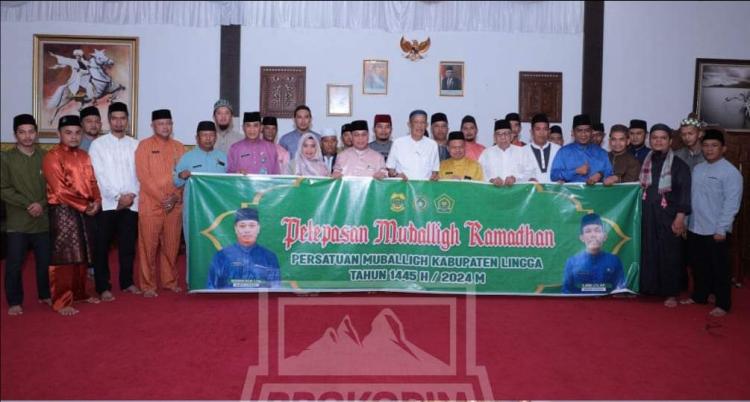 Bupati Lingga Lepas Mubaligh Ramadhan untuk Sampaikan Pesan Pembangunan dan Keagamaan