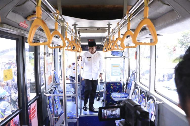 Pemko Pekanbaru Luncurkan Layanan Bus TMP Gratis bagi ASN di Tenayan Raya