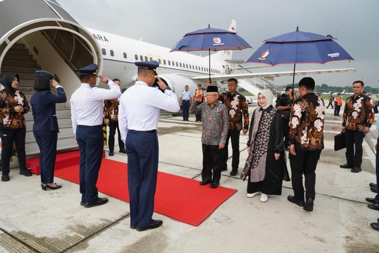Wakil Presiden RI Maruf Amin Tiba di Tanjungpinang Besok akan Buka Kegiatan Ekonomi dan Keuangan Syariah di Tugu Sirih