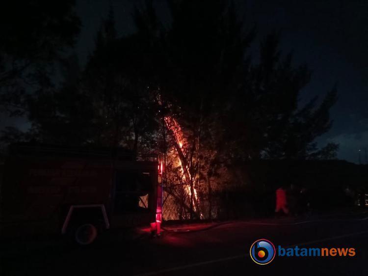 Kebakaran di Jembatan Sei Ladi Batam, Penyebab Masih Misterius