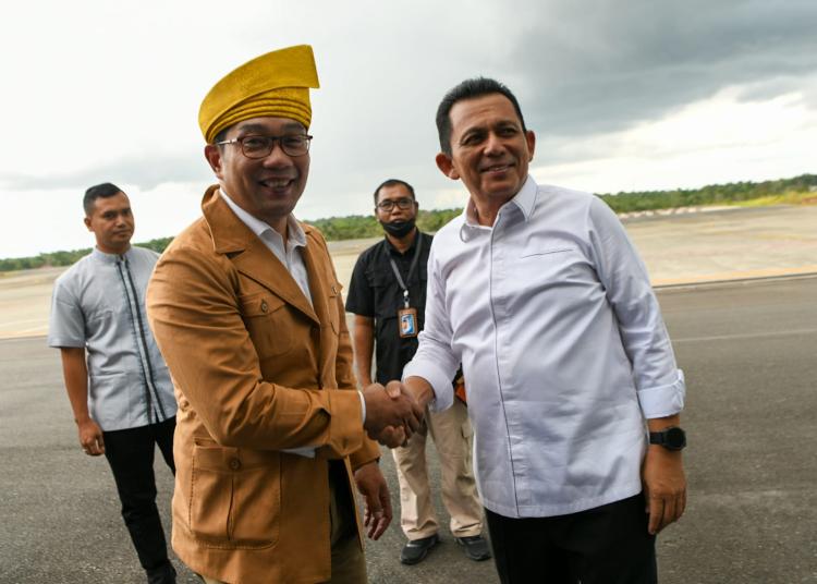 Gubernur Ansar Ajak Gubernur Jabar Ridwan Kamil Keliling Pulau Penyengat
