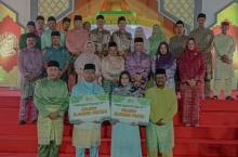 Dua Peserta MTQH Ke-X Lingga, Andika Pangestu dan Emi Susanti Raih Bonus Umroh