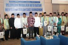 Wali Kota Batam Lepas 954 Mubalig untuk Mengisi Safari Ramadan 1445 H