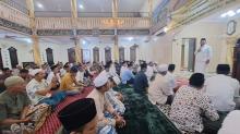 Gubernur Ansar Safari Subuh di Masjid Annikmah Kampung Melayu Bukit Batam
