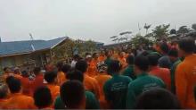 Karyawan Pulau Bulan di PHK Secara Sepihak oleh PT Indotirta Suaka
