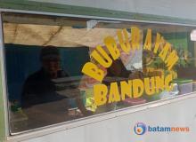 Kisah Sukses Penjual Bubur Ayam Kaki Lima di Batam dengan Omzet Jutaan Per Hari