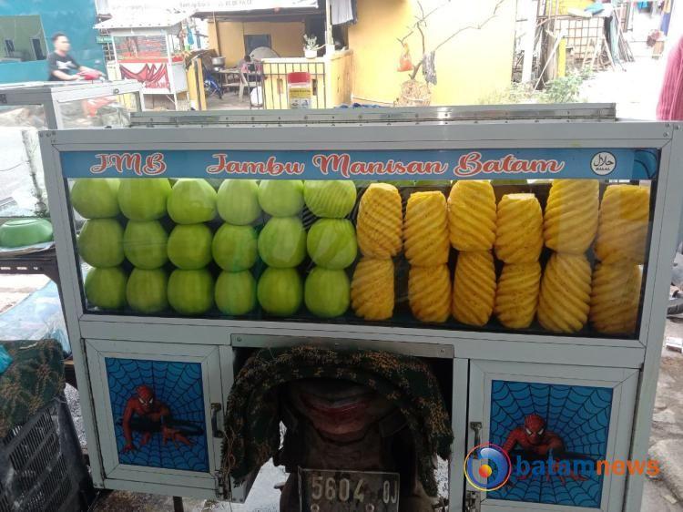 Usaha Manisan Jambu Kristal di Batam: Cerita Sukses Eliana dalam Mengolah Buah Segar Menjadi Bisnis Menguntungkan