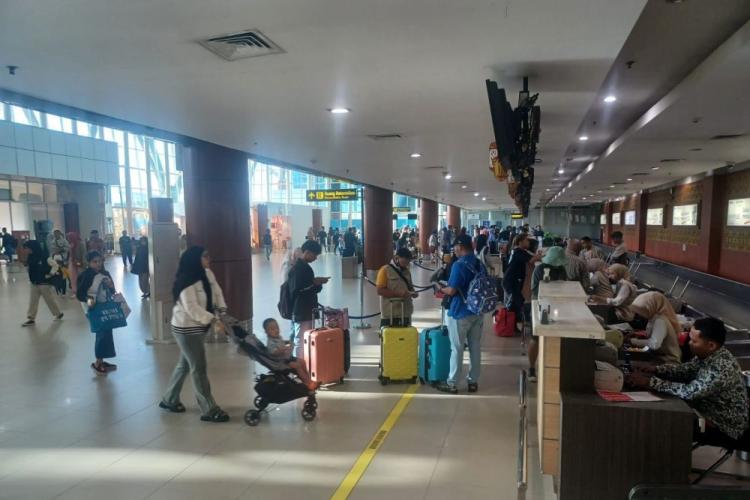 Bandara SSK II Pekanbaru Catat Lonjakan Pesawat dan Penumpang Selama Libur Lebaran 2024