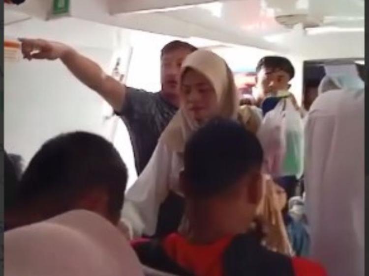 Kronologi Keributan di Kapal Satria 99, Penumpang Protes Over Kapasitas
