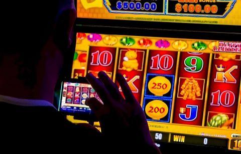 Pemerintah Indonesia Intensif Berantas Judi Online, 2,7 Juta Warga Terjerat