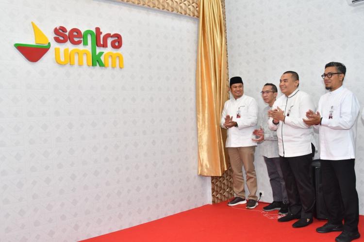 Wujudkan Misi Untuk Kesejahteraan Umat, BRK Syariah Buka Sentra UMKM di Kantor Arifin Ahmad
