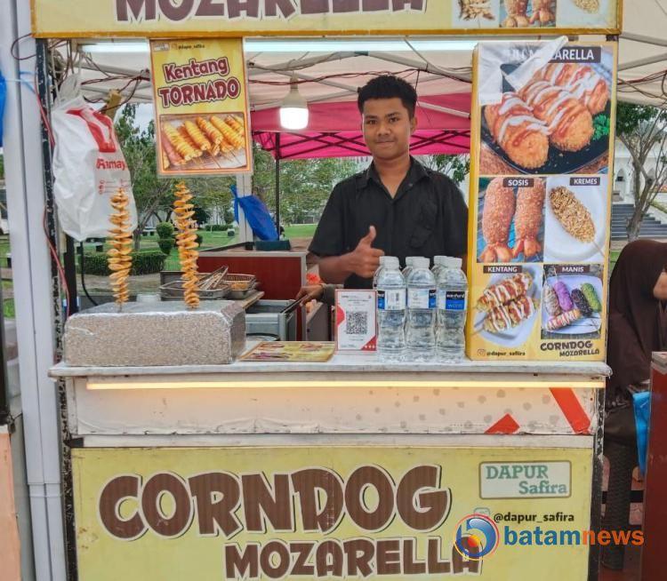 Corndog, Sajian Kaki Lima yang Memikat Lidah di Batam