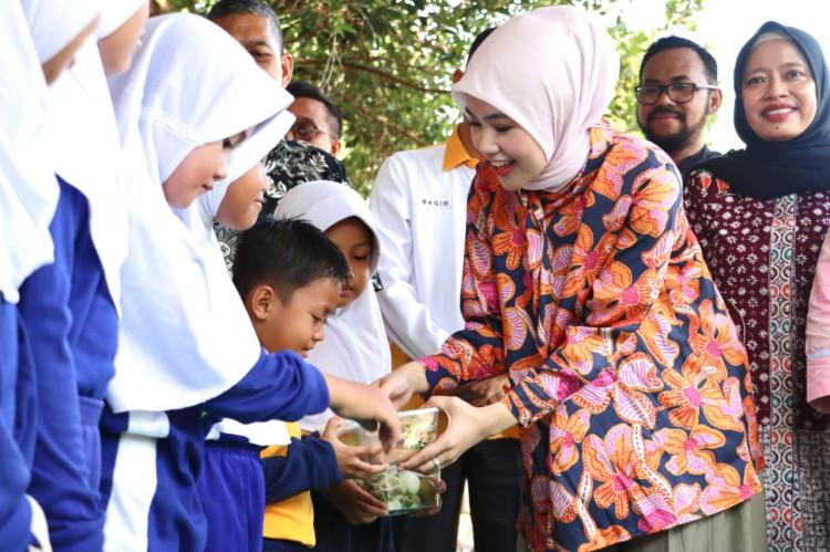 TP PKK Bintan Dorong Kesadaran Gizi di SDN 007 Gunung Kijang Melalui Program B2SA Goes To School