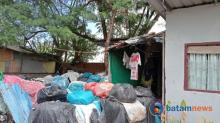 Sering Tak Dipandang, Pemulung Plastik Punya Andil Jaga Lingkungan di Batam