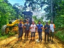 Perbaikan Jalan Rusak Desa Bukit Kauman Kuansing, Akhirnya Terwujud Setelah 14 Tahun