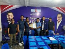 Pilkada Lingga 2024: M Nizar Serahkan Berkas Pencalonan ke Partai Demokrat