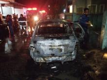 Mobil Ludes Terbakar di Perumahan Anggrek Mas 1 Batam, Diduga Karena Korsleting